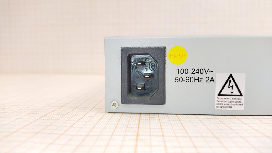 077-067-007 Коммутатор управляемый NORTEL BayStack 325-24G Switch #11
