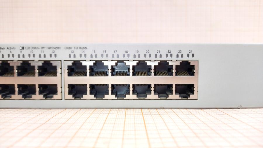 077-067-003 Коммутатор управляемый NORTEL BayStack 325-24G Switch #5