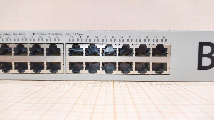 077-067-004 Коммутатор управляемый NORTEL BayStack 325-24G Switch #5