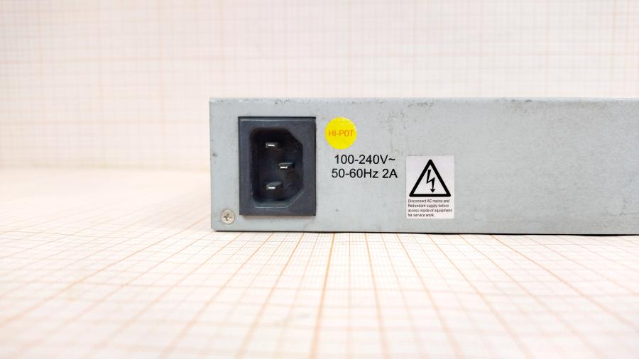 077-067-004 Коммутатор управляемый NORTEL BayStack 325-24G Switch #11