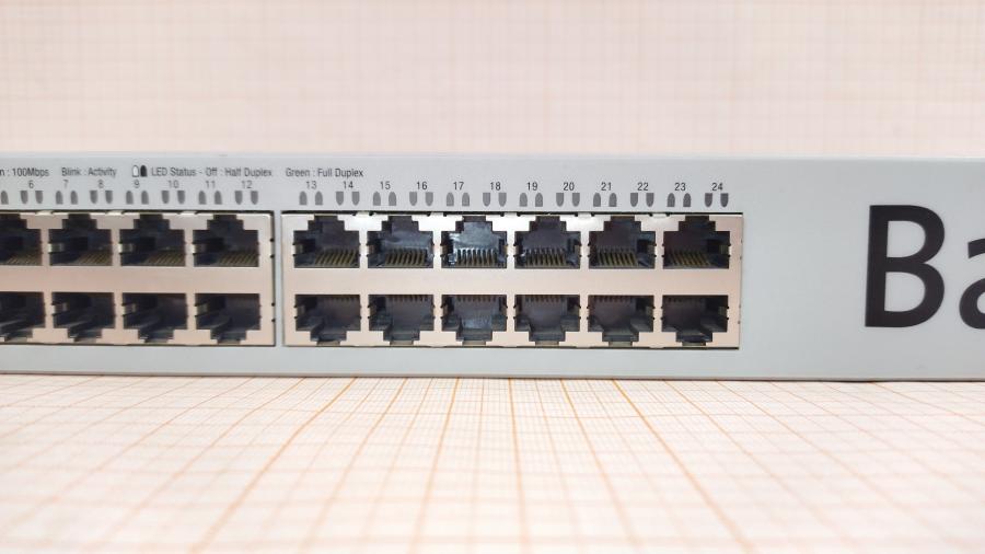 077-067-005 Коммутатор управляемый NORTEL BayStack 325-24G Switch #5