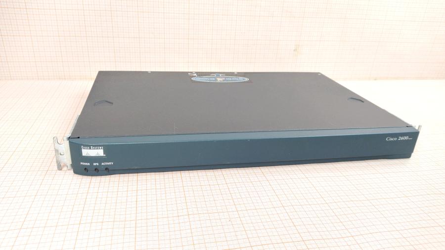 043-052-001 Маршрутизатор CISCO 2621XM + NM-8A/S + 2x WIC-2T #1