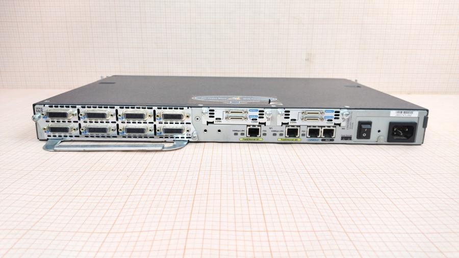 043-052-001 Маршрутизатор CISCO 2621XM + NM-8A/S + 2x WIC-2T #6