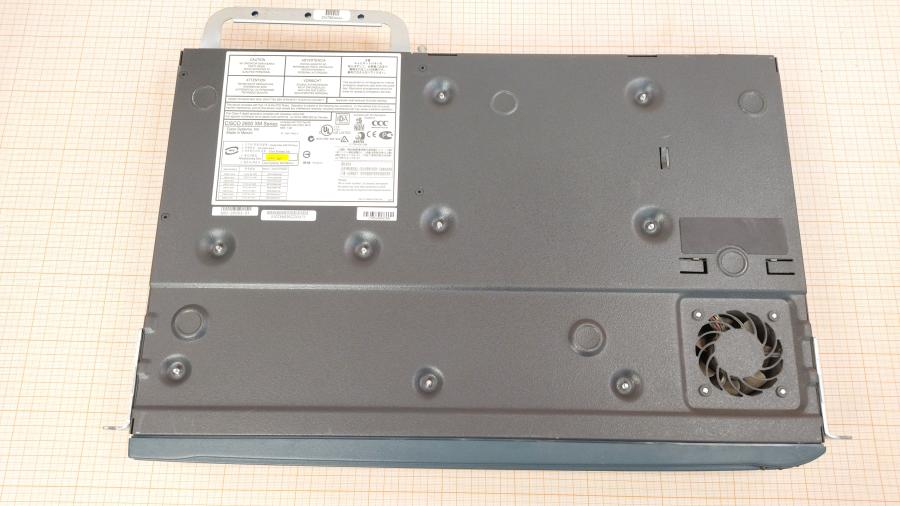 043-052-001 Маршрутизатор CISCO 2621XM + NM-8A/S + 2x WIC-2T #11