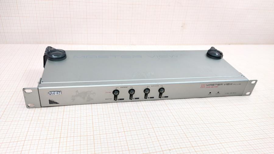 077-076-001 Свитч KVM ATEN Master View PLUS CS-9134 #1