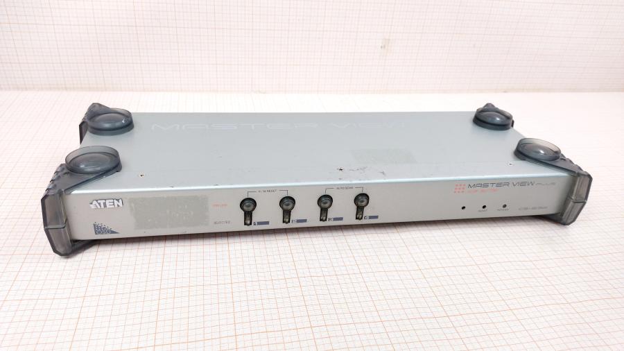 077-076-010 Свитч KVM ATEN Master View PLUS CS-9134 #1