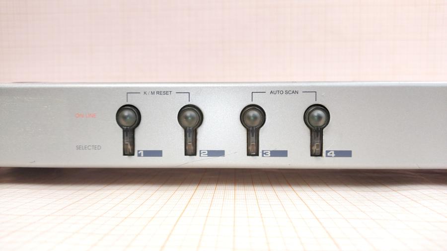 077-076-010 Свитч KVM ATEN Master View PLUS CS-9134 #3