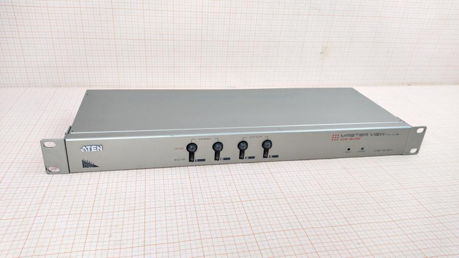 077-076-002 Свитч KVM ATEN Master View PLUS CS-9134 #1