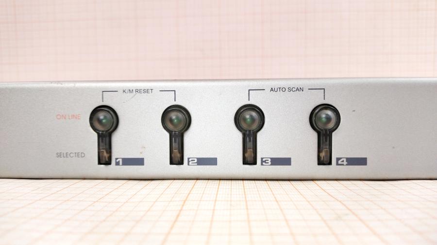 077-076-003 Свитч KVM ATEN Master View PLUS CS-9134 #3