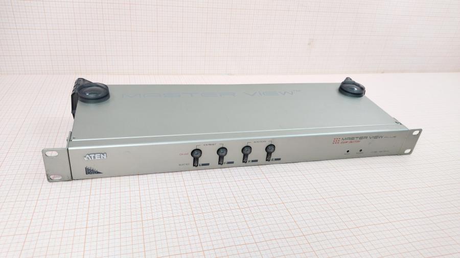 077-076-007 Свитч KVM ATEN Master View PLUS CS-9134 #1