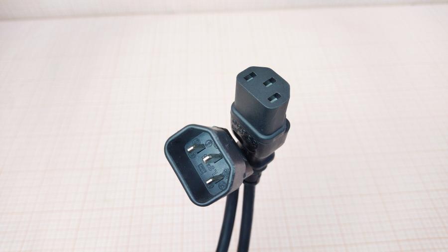 114-486-001 Удлинитель питания IEC-C14 LONGWELL IEC C13 - IEC C14 1.3m blk #2