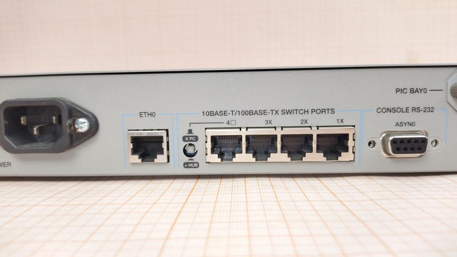 077-073-004 Маршрутизатор Allied Telesyn AR410S #8