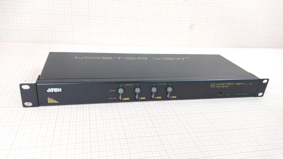 077-076-015 Свитч KVM ATEN Master View PLUS CS-9134 #1