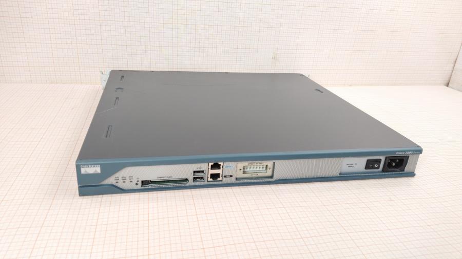 043-060-001 Маршрутизатор CISCO 2811 + NM-2CE1T1-PRI #1