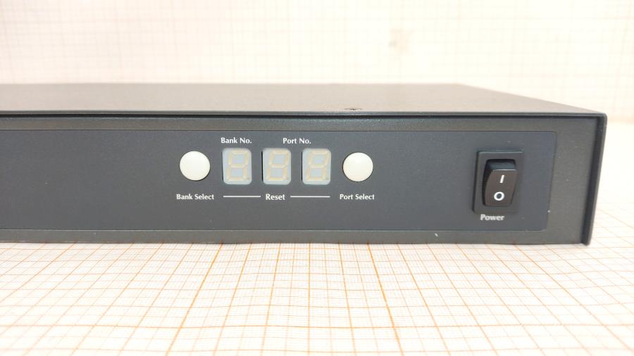 070-024-001 Свитч KVM PLANET KVM-800 #3