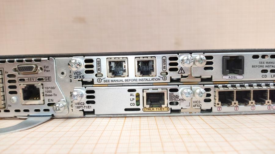 083-045-001 Маршрутизатор CISCO 2811 + NM-ESW-16 + VIC2-2FXS + VIC 1ADSL + VWIC2-1MFT-T1/E1 + VIC2-4FX0 #11