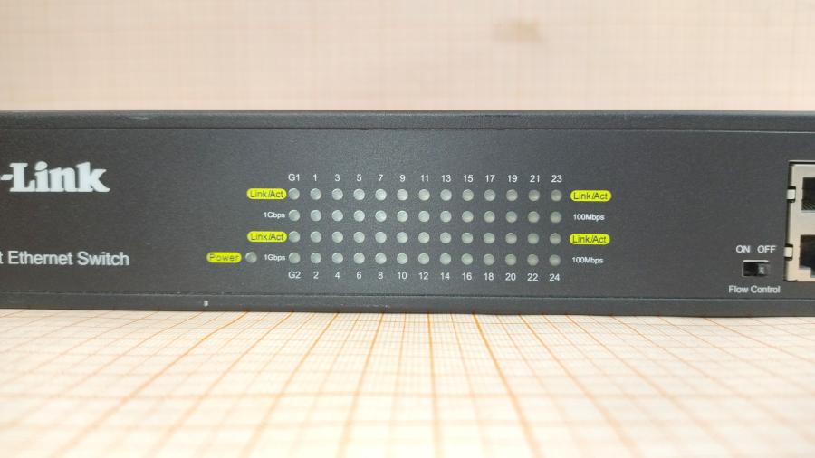 114-489-001 Коммутатор неуправляемый D-LINK DES-1026G #3