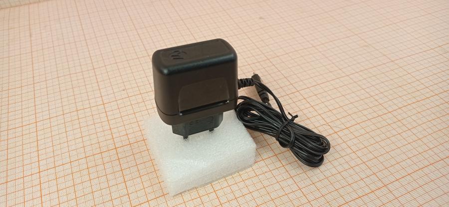 114-513-001 СЗУ для мобильных устройств Motorola FMP5342A #1