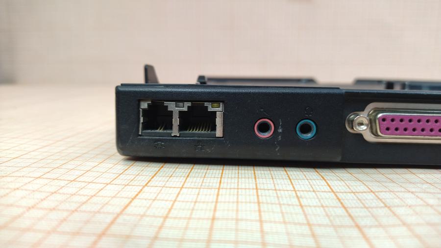 114-646-003 Репликатор портов LENOVO ThinkPad X6 UltraBase #14