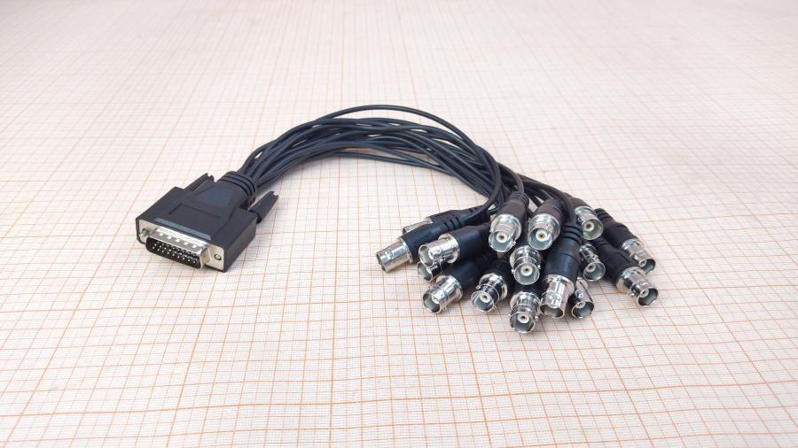 114-768-001 Кабель интерфейсный  DB 26pin - 16xBNC #1