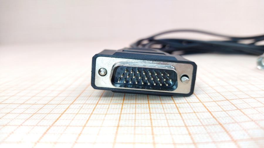 114-768-001 Кабель интерфейсный  DB 26pin - 16xBNC #3