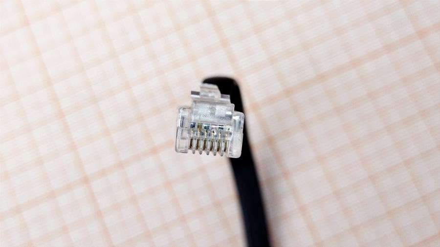 114-776-001 Кабель интерфейсный  RS-232 DB9 (F) - RJ12 (6P6C) #5