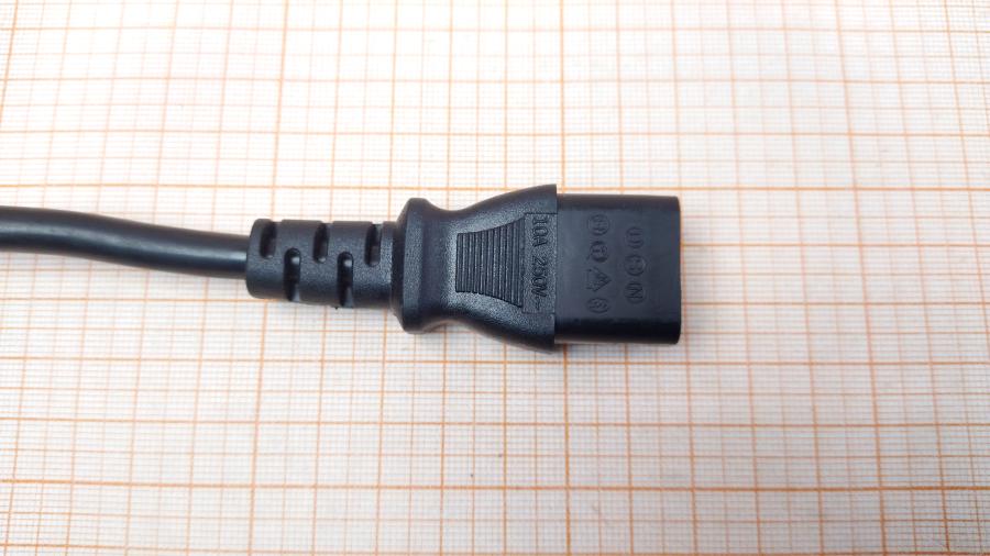 193-266-001 Кабель питания CEE7/7 WELL SHIN CEE7/7 - IEC-C13 3G×1.0мм² 2.5M blk #2