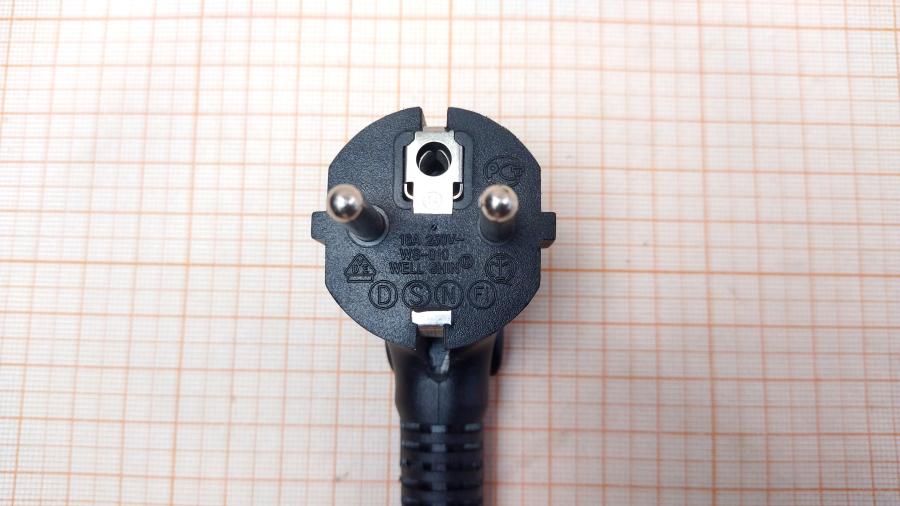 193-266-001 Кабель питания CEE7/7 WELL SHIN CEE7/7 - IEC-C13 3G×1.0мм² 2.5M blk #5