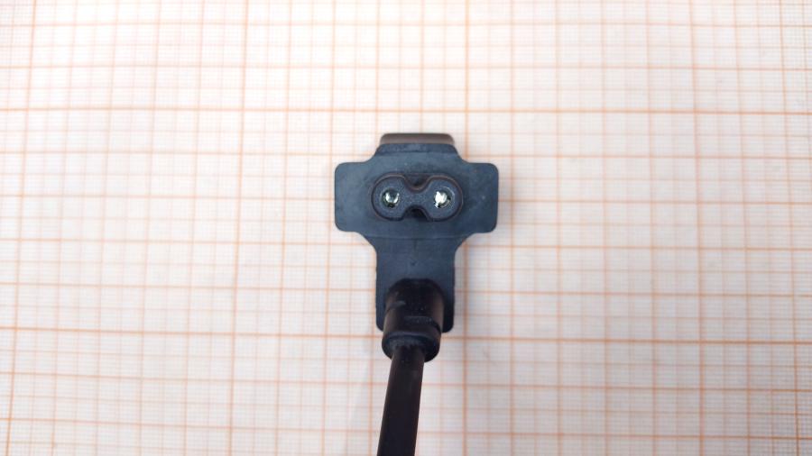 114-789-001 Кабель питания CEE 7/16 DELL CEE7/16 - IEC-C7 0.9m 2×0.75mm2 #3