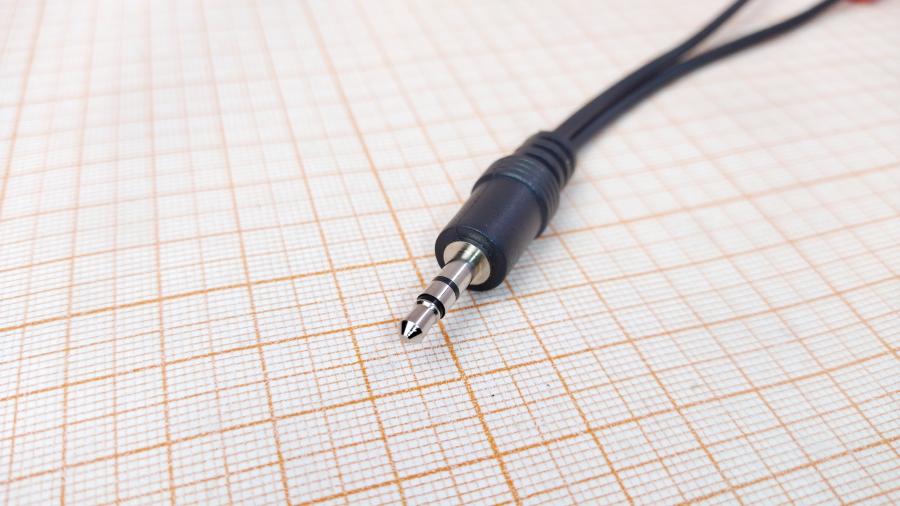 114-803-001 RCA audio cable  MiniJack 3.5 (M) - 2xRCA (F) 0.15M #3