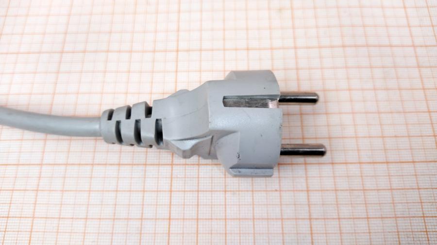 193-267-001 Кабель питания CEE7/7  CEE7/7 - IEC-C13 3G×1.0мм² 1.8M #4