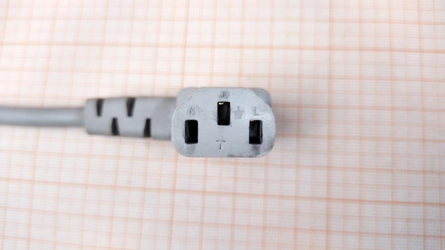 193-268-001 Кабель питания CEE7/7   CEE7/7 - IEC-C13 Угловой 3G×1.0мм² 2.3M #3