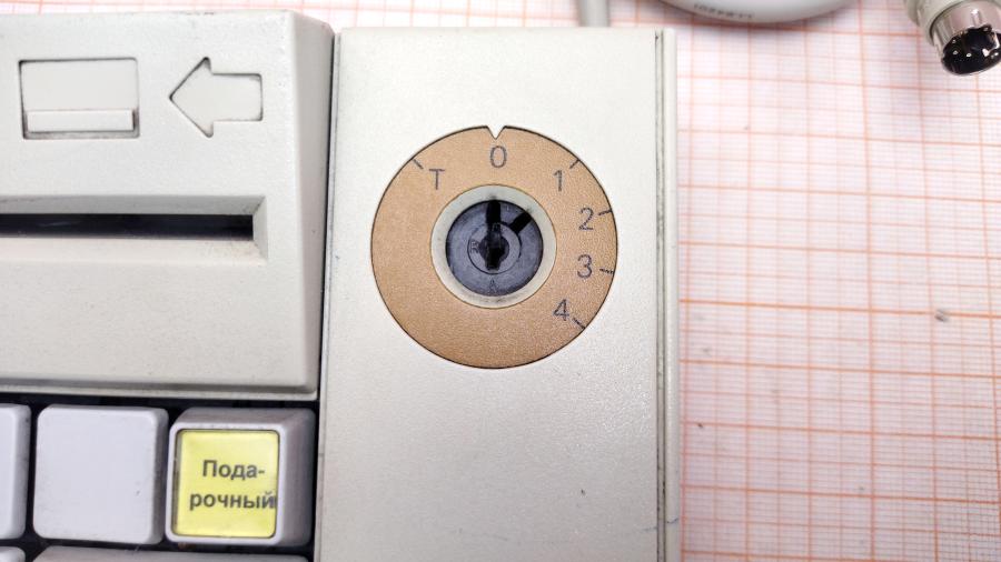 040-062-001 POS-клавиатура для POS-системного блока WINCOR NIXDORF MSR-E1 #4