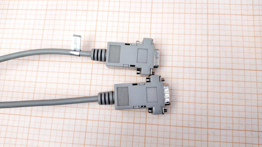 040-076-001 Кабель интерфейсный  COM DB9(M) - COM DB9(F) 1.8M #2