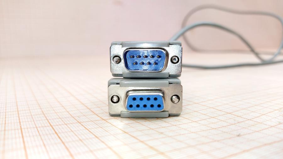 040-076-001 Кабель интерфейсный  COM DB9(M) - COM DB9(F) 1.8M #3