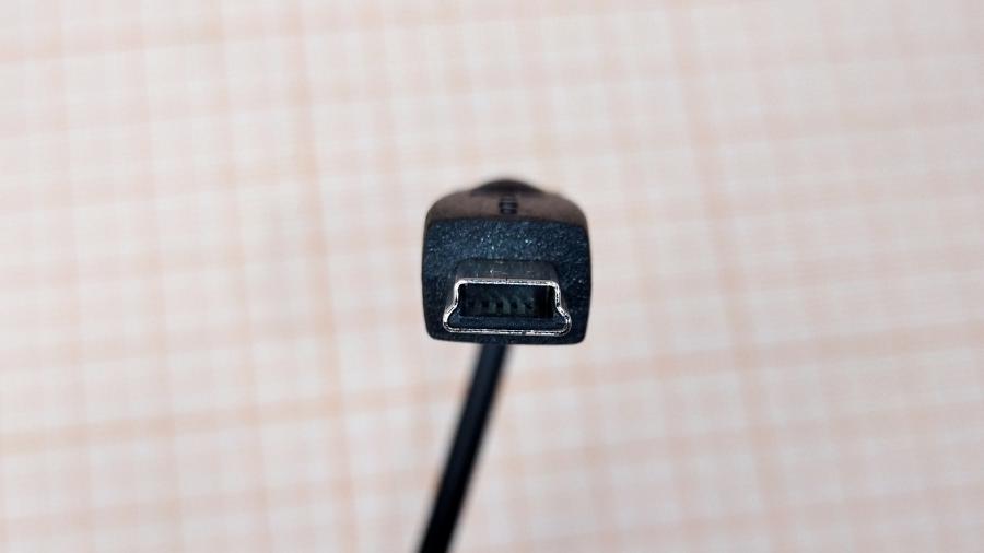 114-910-001 Кабель mini-usb PHILIPS USB A (M) - Mini-USB (M) 2m #5