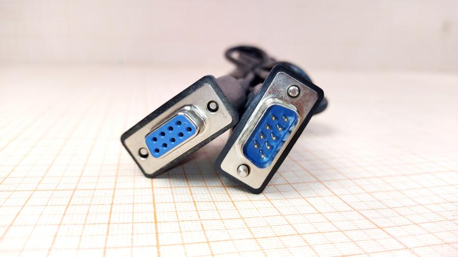 114-936-001 Кабель интерфейсный  COM DB9(M) - COM DB9(F) 1.9M #2