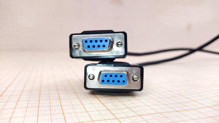 114-947-001 Кабель интерфейсный  COM DB9(F) - COM DB9(F) 3M #3