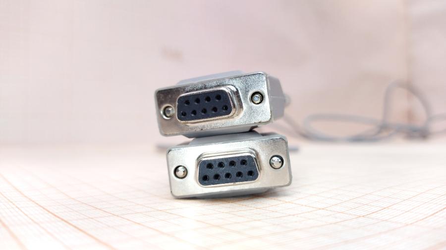 114-947-002 Кабель интерфейсный  COM DB9(F) - COM DB9(F) 3M #3