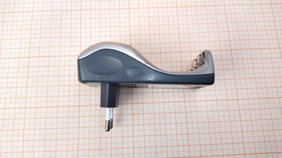 088-721-002 Зарядное устройство GP PowerBank Mini Quick GPPB25GS #5