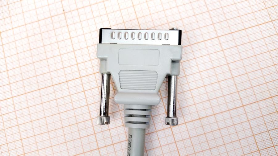 114-987-001 Кабель интерфейсный  V.35 Winchester (F) - DB25 (M) 0.5M #2