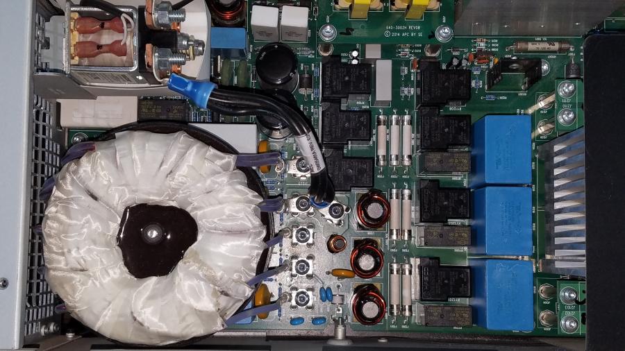 216-001-005 Источник бесперебойного питания APC Smart-UPS SRT 10 kVA #18