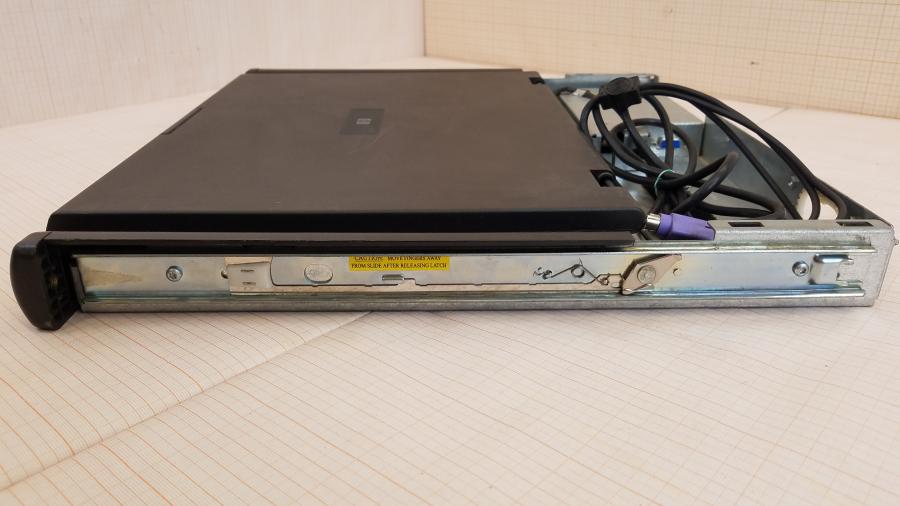 055-065-001 KVM консоль HP TFT5600 RKM #9