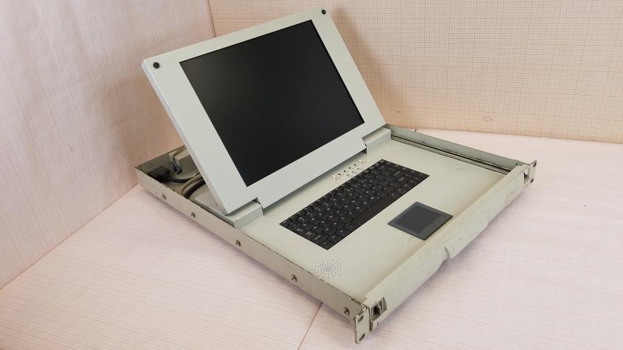 055-066-002 KVM консоль ICP Electronics inc LKM-926W #1