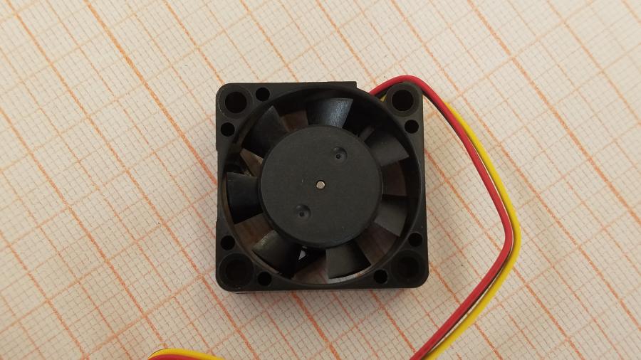 067-023-001 Fan Brushless MFB30A-12A #4