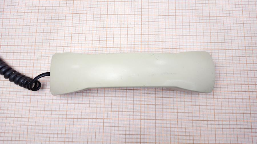 098-031-001 Телефон системный AVAYA 6416D+M #6