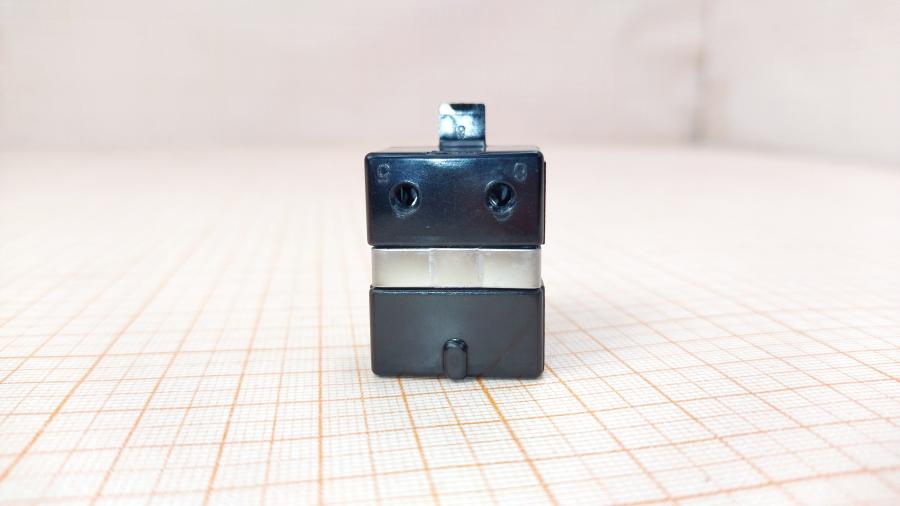 098-040-001 Реле пуска компрессора холодильника  P330MC #4