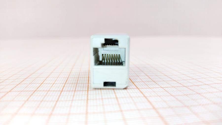 098-054-001 Проходной адаптер  RJ-45 - RJ-45 (8P8C) #2
