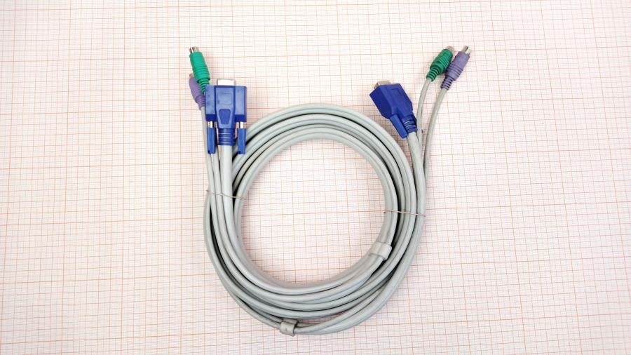 098-067-001 Кабель KVM  DB15(F)+2xPS/2 - DB15(M)+2xPS/2 3m #1
