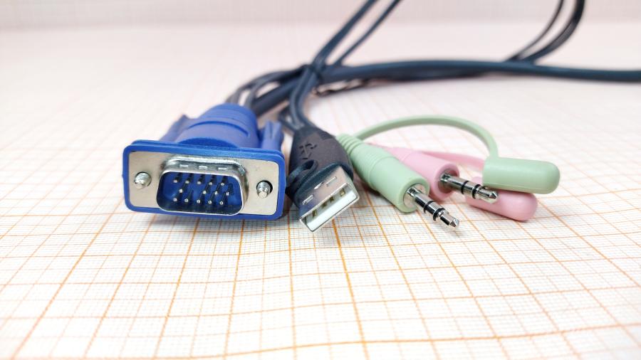 098-100-001 Кабель KVM ATEN 2L-5301U #2